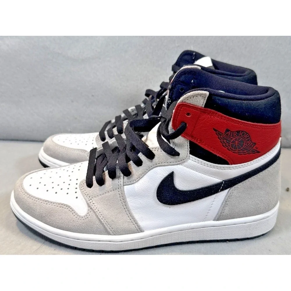 Air Jordan 1 Retro High OG Smoke Gray 2020 White Red High Top Sneaker size 10.5